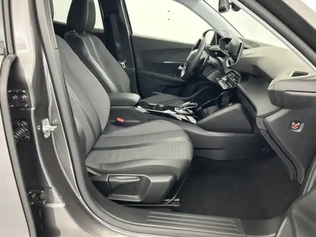 Peugeot 2008 1.2 puretech 130ch allure pack eat8 + sièges chauffants — photo 36