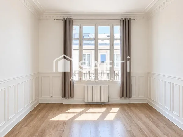 BAGNOLET - LIMITE MONTREUIL | 2 PIÈCES TRAVERSANT REFAIT À NEUF