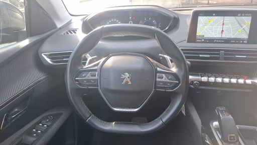 Peugeot 3008 1.5 BlueHDi 130 EAT8 - Active Business – 2019 – 135656 km – Diesel – Boîte Automatique — photo 32