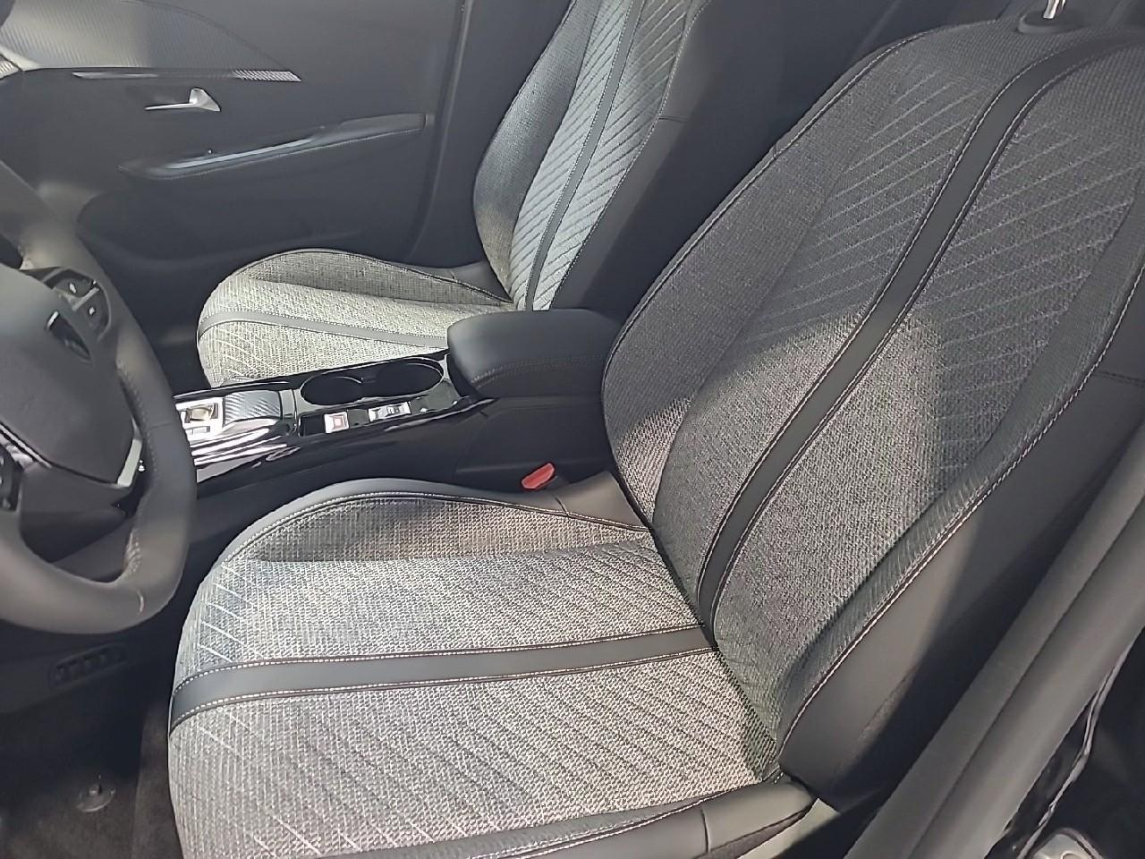 Peugeot 208 hybrid 100 e-dcs6 allure — photo 10