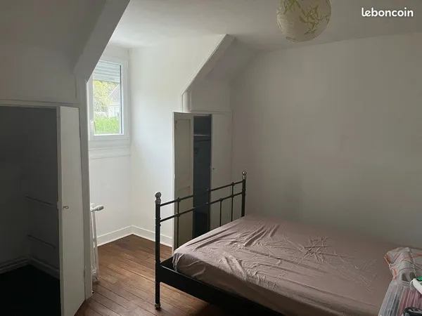 Chambre pour F