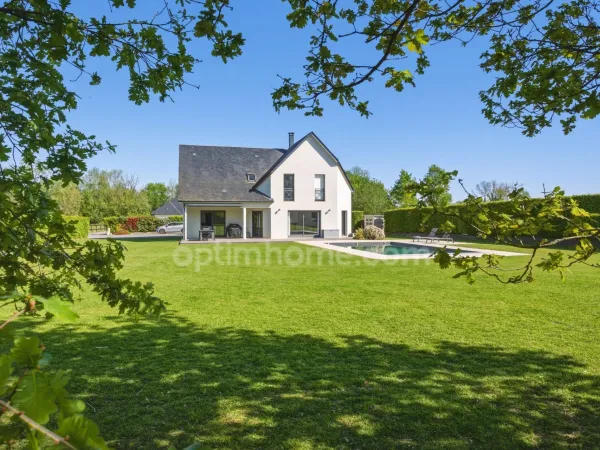 Hauteurs de Honfleur - Maison contemporaine - 234 m2 -5/6 chammbres - Piscine - Terrain 2824 m2 - Do