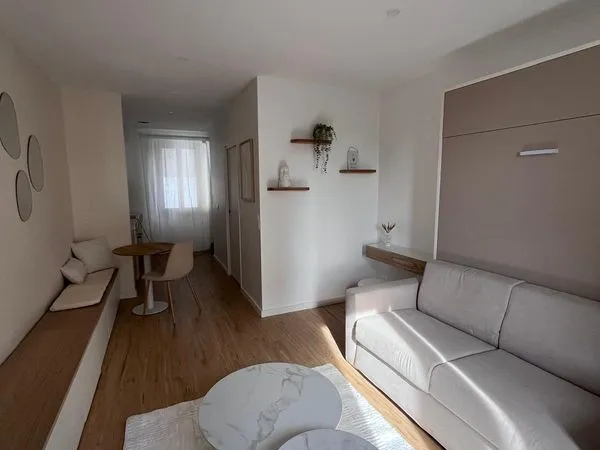 TOUT INCLUS - Studio 30 m2 - Proche gare