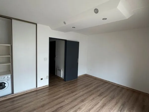Studio rénové à louer - Résidence Les Hespérides Lyon 6e - Standing avec services