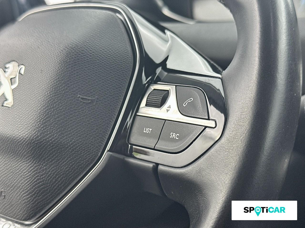 Peugeot 3008 hybrid 225ch allure pack e-eat8 — photo 18