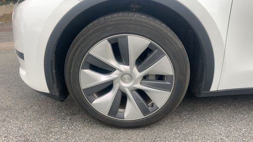 Tesla Model Y 295 - Rwd – 2023 – 42151 km – Électrique – Boîte Automatique — photo 9