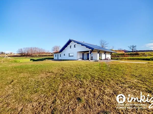 Maison bioclimatique avec vue exceptionnelle