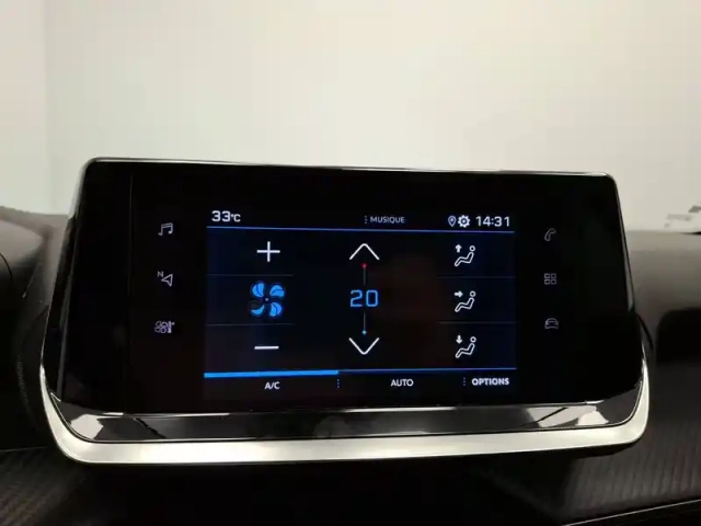 Peugeot 2008 puretech 100 s&amp;s bvm6 — photo 19