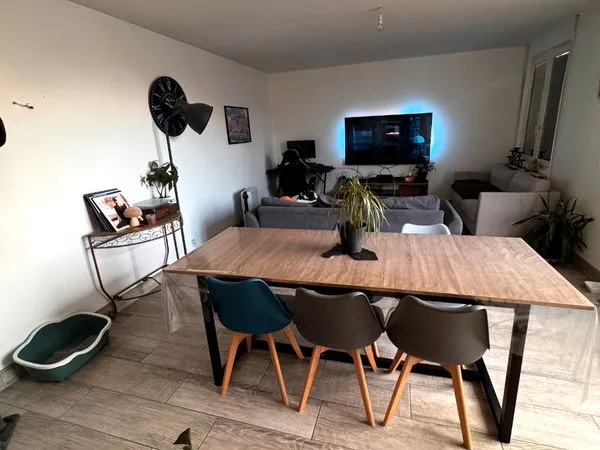 Maison à louer - à la sortie de noyon