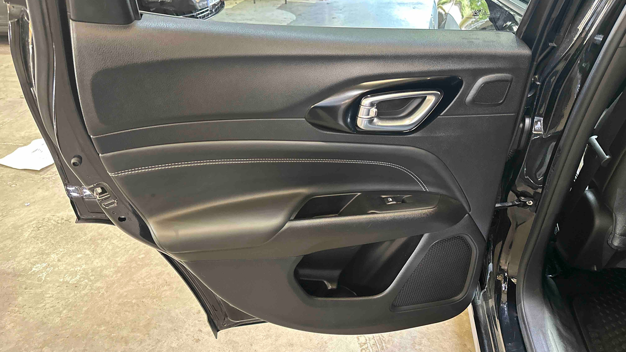 Jeep Compass 1.3 PHEV T4 240 ch 4xe eAWD — photo 25