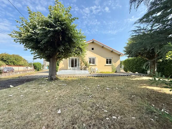 Vic-en-Bigorre : maison de 3 chambres avec terrain de 876 m², à deux pas du centre-ville !