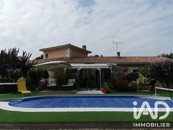 Maison 6 pièces 197 m²