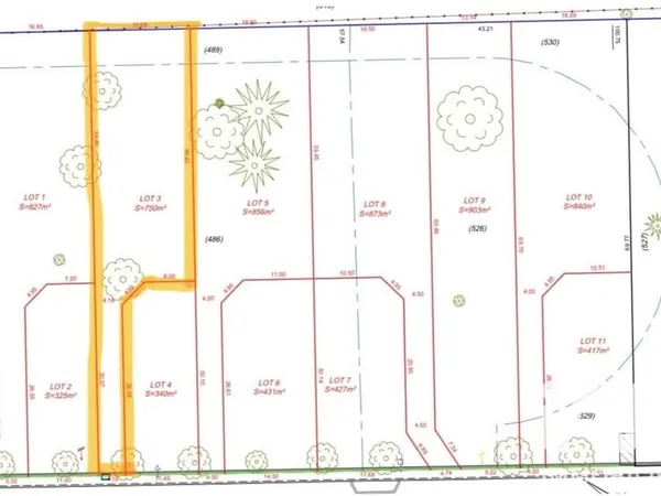 Terrain 750 m²