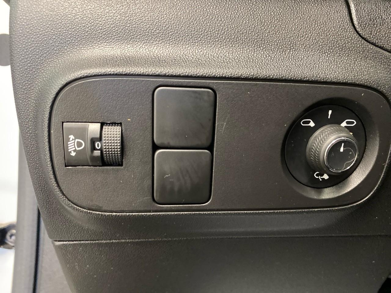 Citroën C3 puretech 83 ch bvm5 max — photo 19