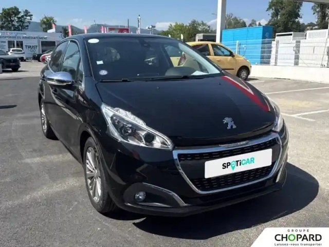 Peugeot 208 puretech 110ch s&amp;s eat6 — photo 3