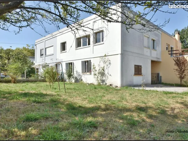 Appartement 6 pièces 83 m²