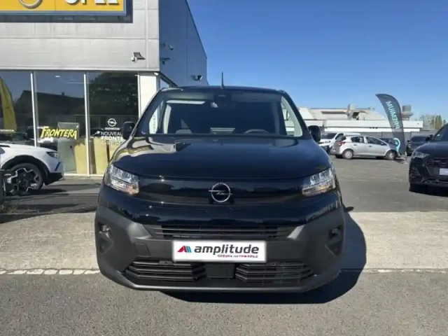Opel Combo cargo m diesel 130ch automatique pack premium connect — photo 2