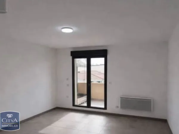 Location / Local Commercial