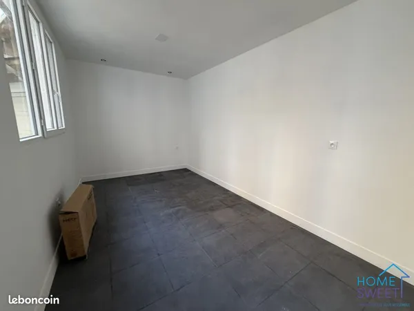 Local 15 m² Orléans