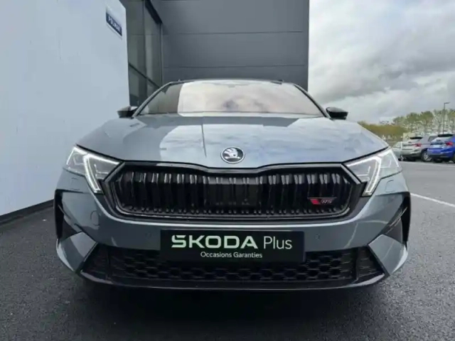 Skoda Octavia combi 2.0 tfsi 265ch rs dsg7 — photo 3