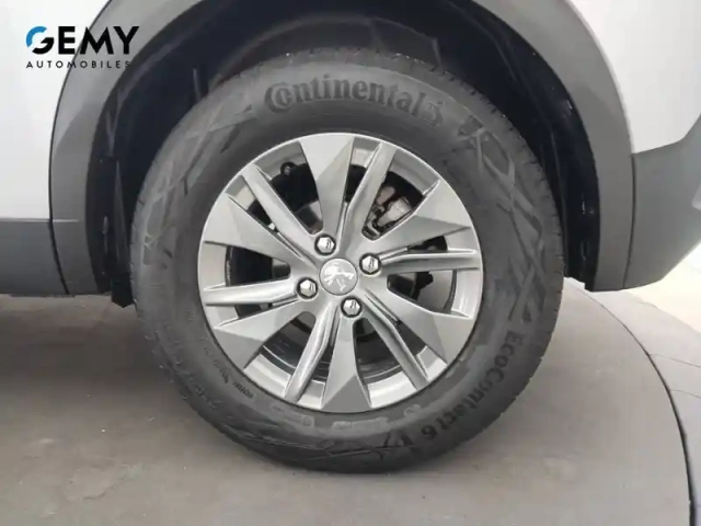 Peugeot 2008 puretech 130 s&amp;s eat8 — photo 11