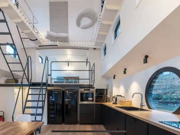 Bureaux 300 m²