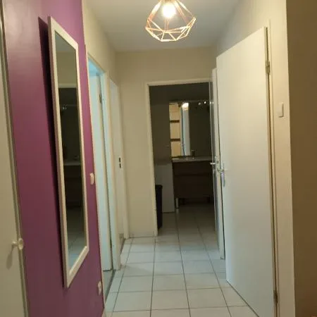 Appartement T3 BORDEAUX - 63 m2 - 900 Euros TTC