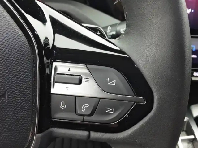 Peugeot 308 sw puretech 130ch s&amp;s eat8 — photo 14