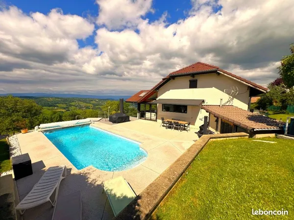 Villa 6 pièces 200 m²