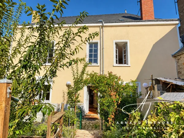 Maison 167m²-Jardin-Fort potentiel d'investissement