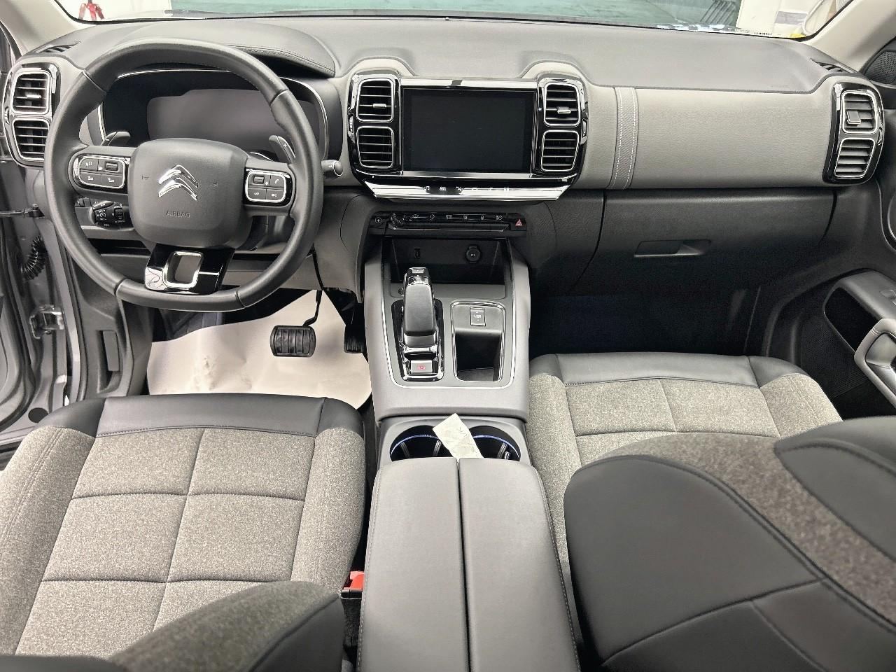 Peugeot 3008 hybrid 225 e-eat8 allure — photo 12