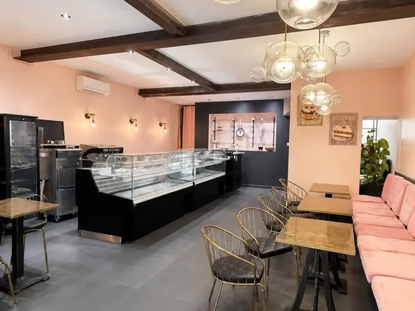 VIENNE CENTRE-VILLE LOCAL COMMERCIAL 122 M2 RESTAURATION