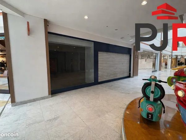 Local 130 m² Nancy
