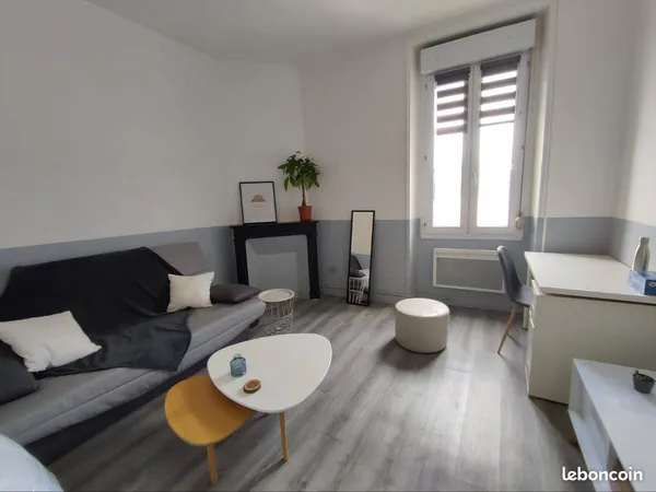 Studio lumineux quartier Ney libre 01/11/2026