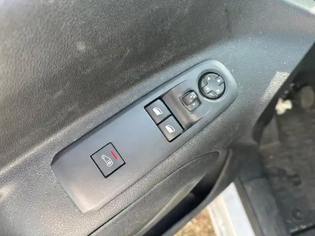 Citroën Berlingo van xl 950kg bluehdi 100ch s&amp;s — photo 8