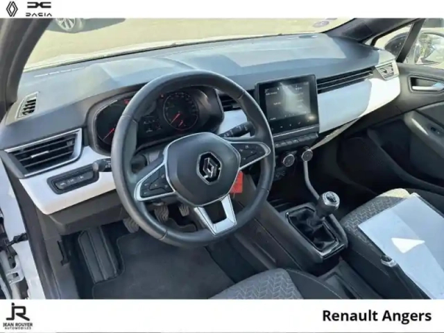 Renault Clio 1.0 tce 90ch limited -21n — photo 15