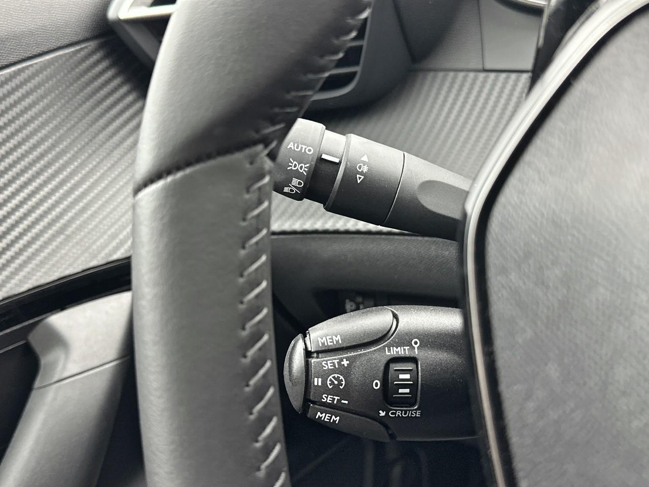 Peugeot 2008 100 s&s bvm6 style — photo 17