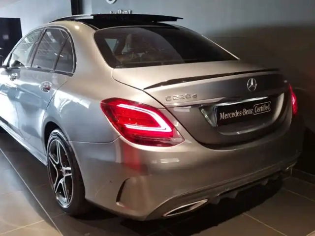 Mercedes Classe C c 220 d 4matic amg line — photo 29