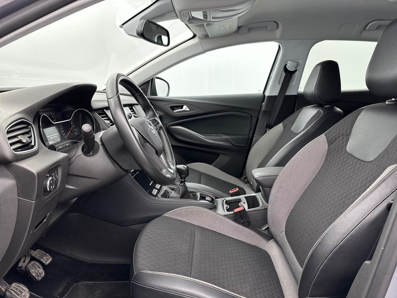 Opel Grandland x 1.2 turbo 130 ch ecotec elite — photo 10