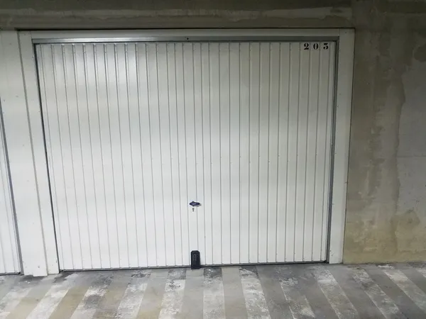 Garage Fermé LA SEYNE SUR MER - 83 Armada D