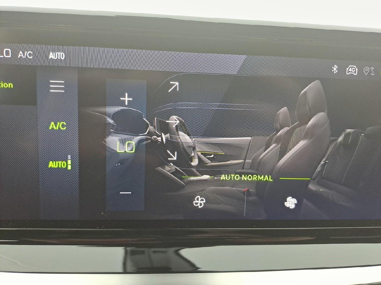 Peugeot 2008 puretech 130 s&s eat8 gt — photo 23