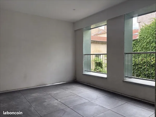 Appartement 5 pièces 150 m²