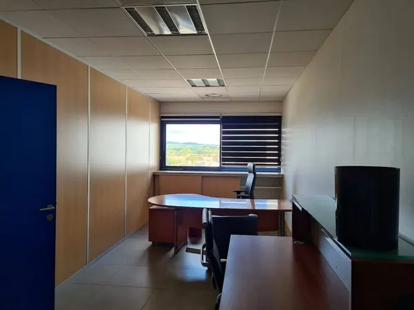 Bureau 42 m²