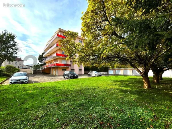 Vends grand studio