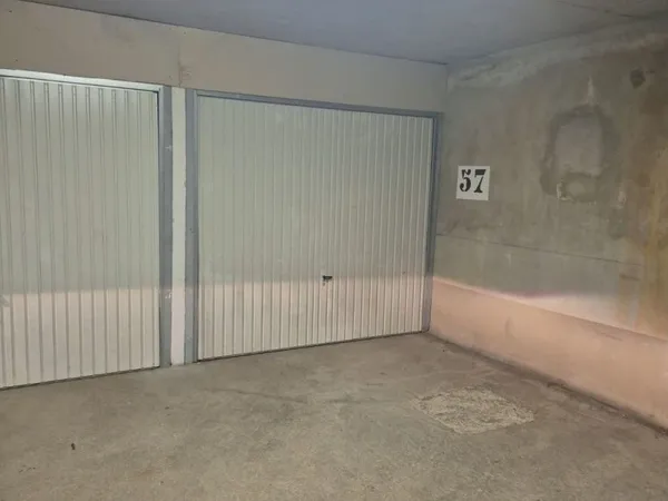 Vente Parking/garage/box 12 m²