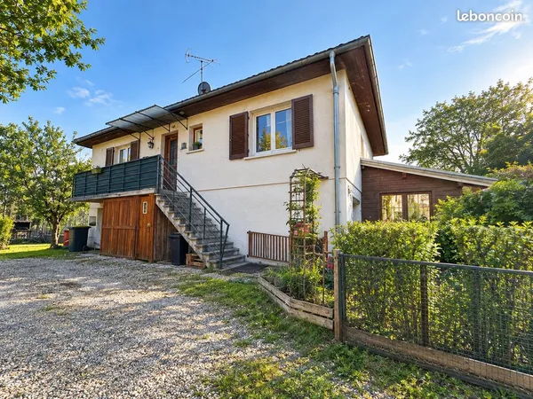 Maison 8 pièces 180 m²