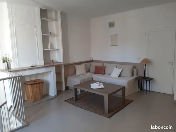 Loue T1 meublé