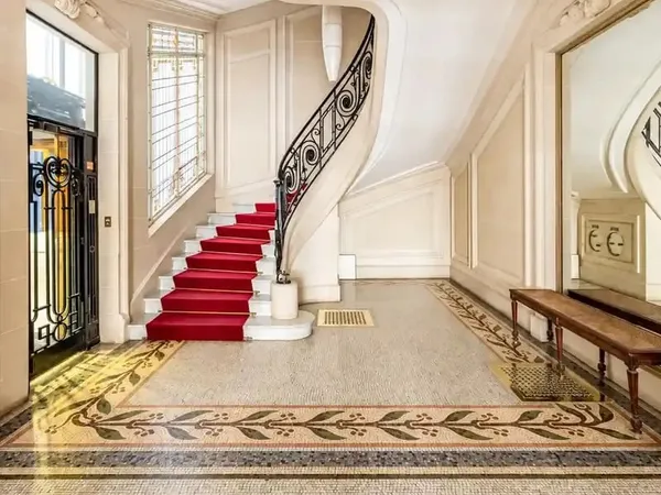 T4 DUPLEX DERNIER ETAGE OUEST CAVE
