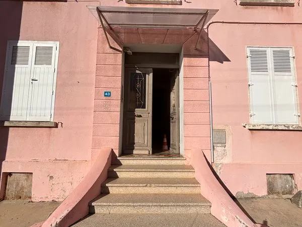 T2 quartier la Loubière Toulon