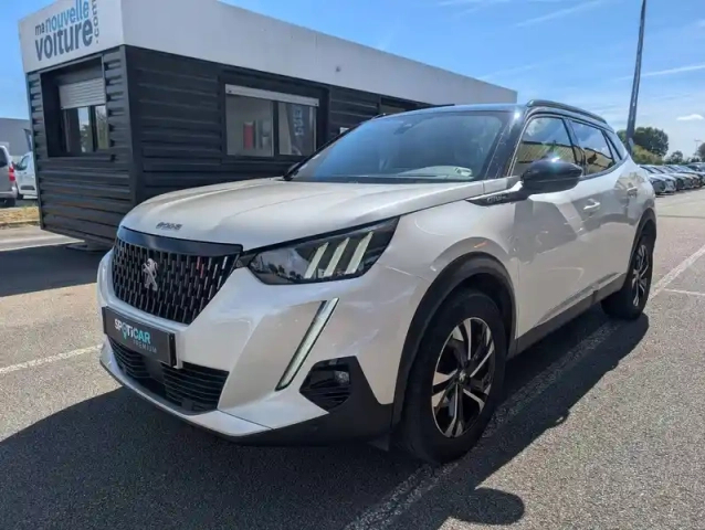 Peugeot 2008 puretech 130 s&amp;s eat8 — photo 1